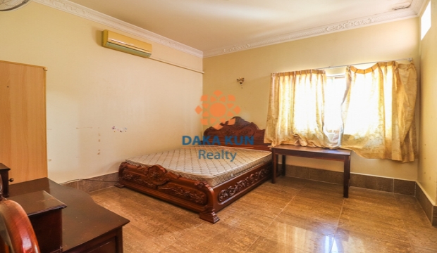 5 Bedrooms House for Rent in Siem Reap-Svay Dangkum