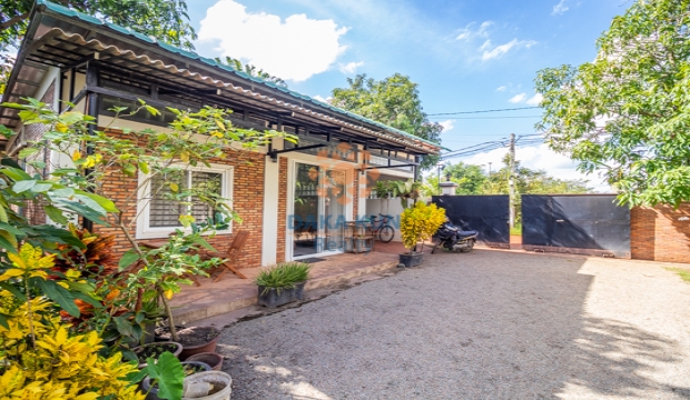 1 Bedroom Apartment for Rent with Pool in Siem Reap-Sala Kamreuk