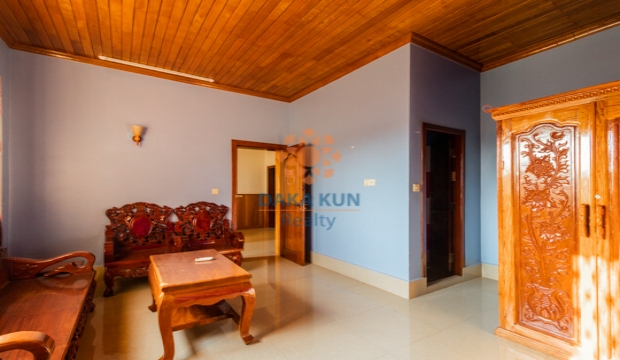 4 Bedrooms House for Rent in Siem Reap city-Svay Dangkum