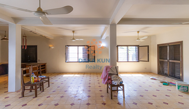 3 Bedrooms House for Rent in Krong Siem Reap-Svay Dangkum