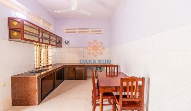 5 Bedrooms House for Rent in Krong Siem Reap-Svay Dangkum