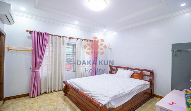 4 Bedrooms House for Rent in Krong Siem Reap-Svay Dangkum