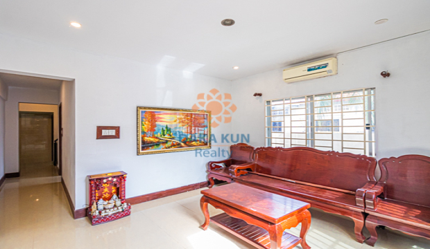 3 Bedrooms House for Rent in Krong Siem Reap-Svay Dangkum