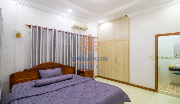 4 Bedrooms House for Rent in Krong Siem Reap-Svay Dangkum