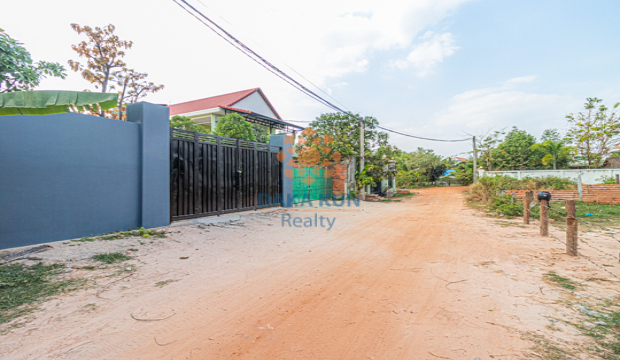 Land for Sale in Krong Siem Reap-Near SHINE School