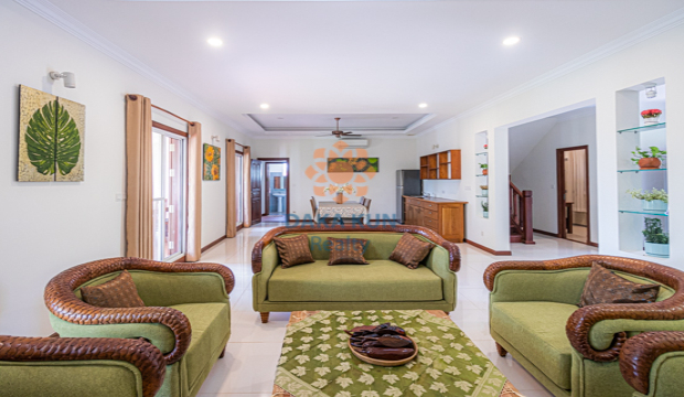 4 Bedroom Villa with Swimming Pool for Rent in Siem Reap-Svay Dangkum