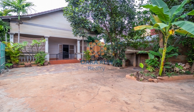 2 Bedrooms House for Rent in Siem Reap-Sala Kamreuk