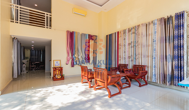 5 Bedrooms House for rent in Krong Siem Reap-Svay Dangkum