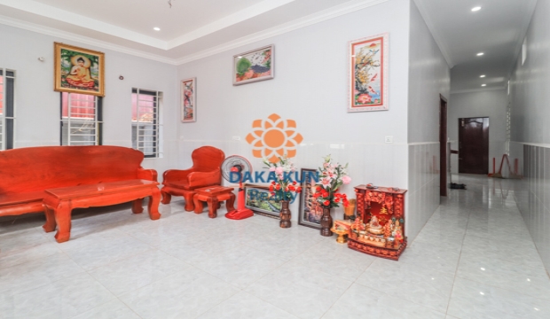 3 Bedrooms House for Rent in Siem Reap-Svay Dangkum