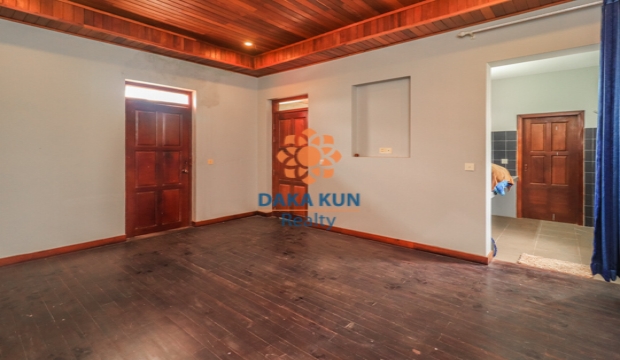 2 Bedrooms House for Rent in Siem Reap-Svay Dangkum