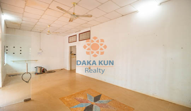 6 Bedrooms House for Rent in Krong Siem Reap-Svay Dangkum