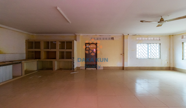 5 Bedrooms House for Rent in Siem Reap-Svay Dangkum