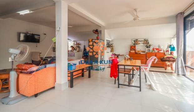 Wooden House for Sale in Siem Reap-Svay Dangkum