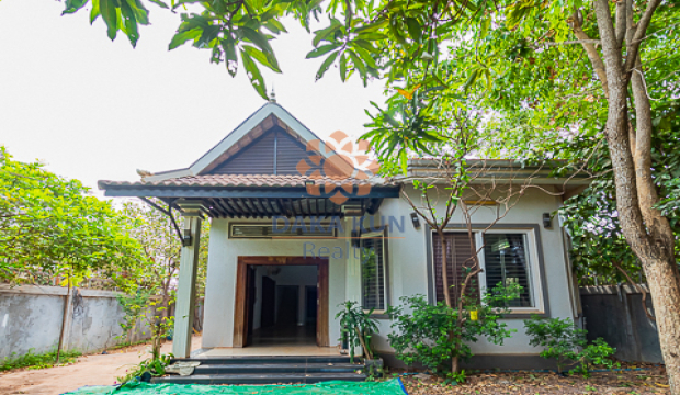 2 Bedrooms House for rent in Siem Reap City