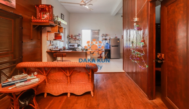 Wooden House for Sale in Siem Reap-Svay Dangkum