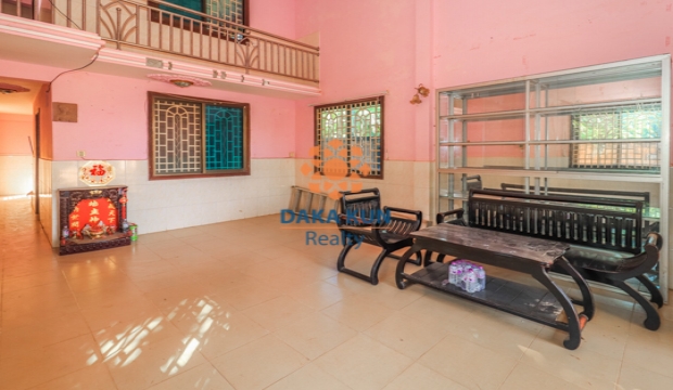 6 Bedrooms House for Rent in Siem Reap-Svay Dangkum