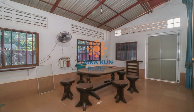 4 Bedrooms House for Rent in Siem Reap-Sala Kamreuk