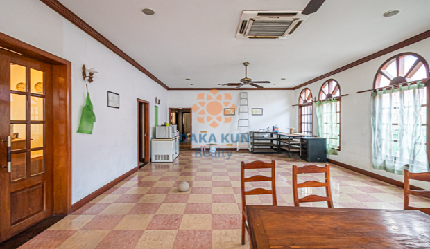 Hotel for Rent in Krong Siem Reap-Wat Bo