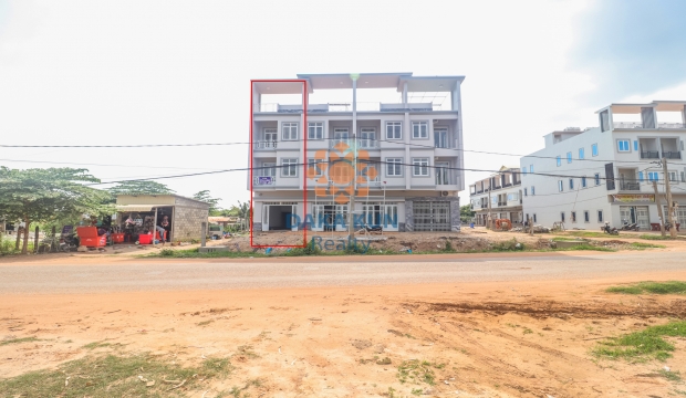 Flat House for Sale in Siem Reap-Tolaka Street