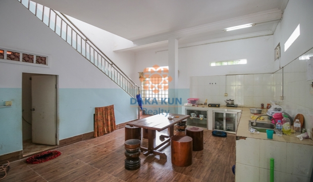 3 Bedrooms House for Rent in Siem Reap city-Svay Dangkum