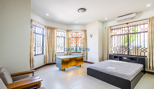 2 Bedrooms House for Rent in Krong Siem Reap-Svay Dangkum