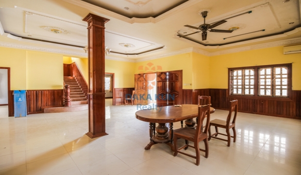 7 Bedrooms House for Rent in Siem Reap city-Svay Dangkum