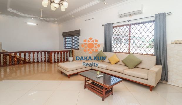 5 Bedrooms House for Rent in Siem Reap-Svay Dangkum