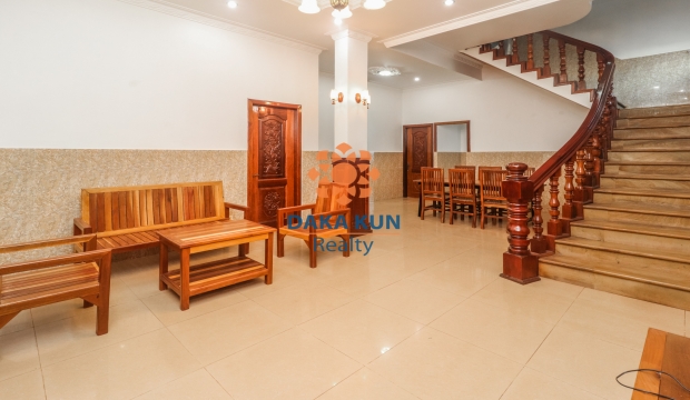 5 Bedrooms House for Rent in Siem Reap-Svay Dangkum