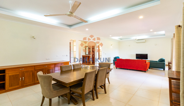 4 Bedrooms Villa for Rent in Krong Siem Reap-Svay Dangkum