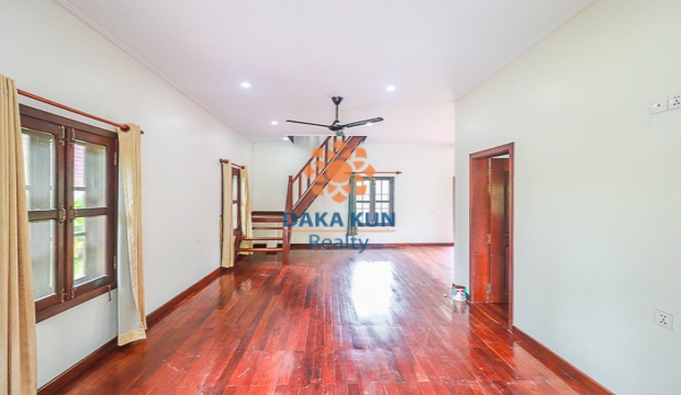 Wooden House for Rent in Siem Reap-Sala Kamreuk