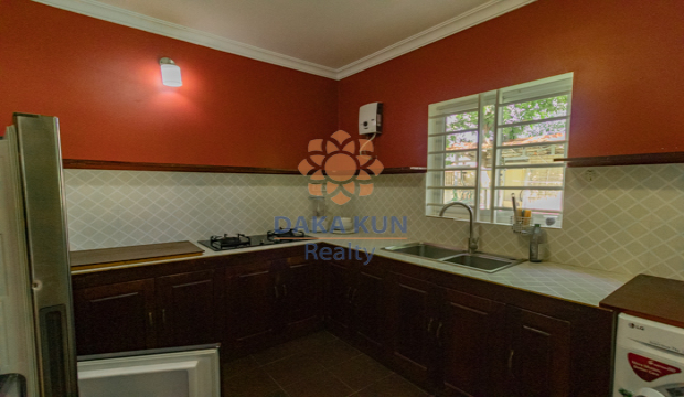 4 Bedrooms House for Rent in Siem Reap City-Svay Dangkum