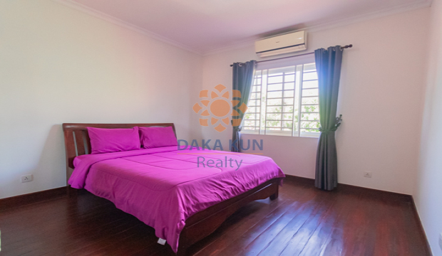 4 Bedrooms House for Rent in Siem Reap City-Svay Dangkum