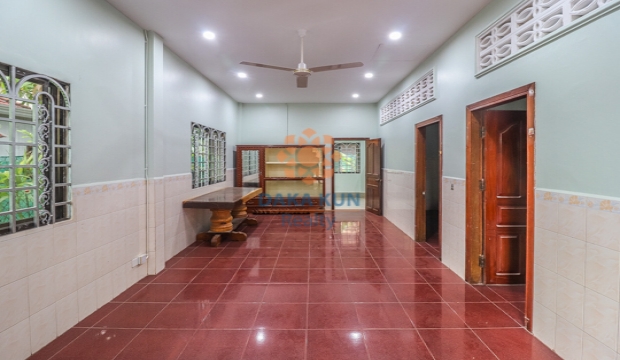 2 Bedrooms House for Rent in Siem Reap city-Svay Dangkum