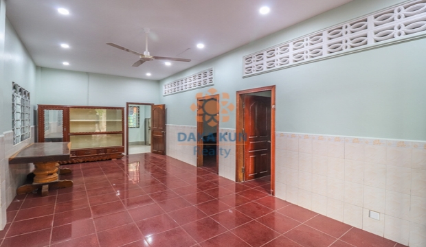 2 Bedrooms House for Rent in Siem Reap city-Svay Dangkum