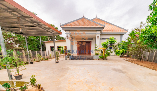 3 Bedrooms House for Rent in Krong Siem Reap-Svay Dangkum