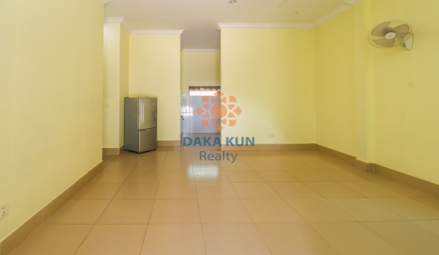 2 Bedrooms House for Rent in Siem Reap-Svay Dangkum