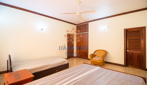 2 Bedrooms Apartment for Rent in Krong Siem Reap-Svay Dangkum