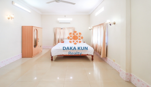 4 Bedrooms House for Rent in Siem Reap-Svay Dangkum