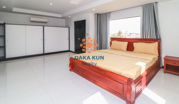 2 Bedrooms Apartment for Rent in Siem Reap-Svay Dangkum