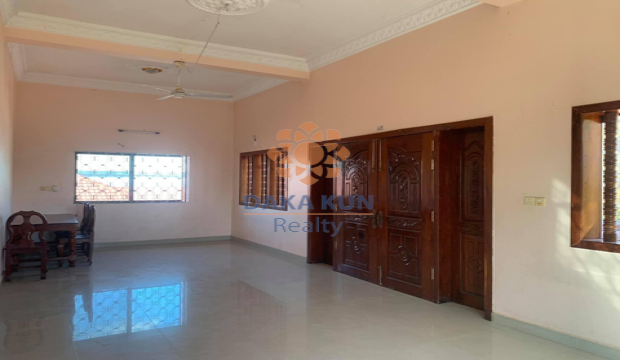 6 Bedrooms House for Rent in Siem Reap-Riverside