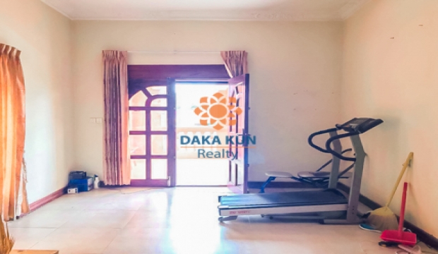 Urgent Sale, House for Sale in Sala Kamreuk, Siem Reap