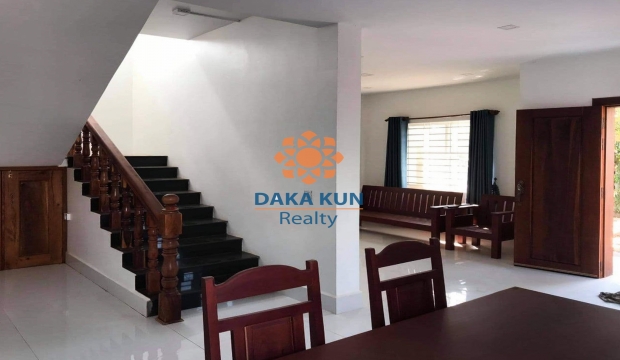 3 Bedrooms House for Rent in Siem Reap-Svay Dangkum