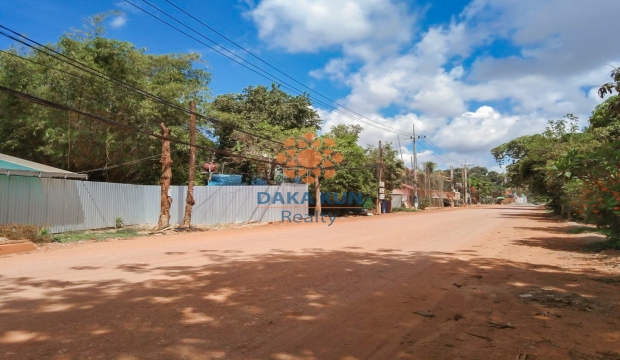 Urgent Sale Land near Sala Kamreuk-Siem Reap