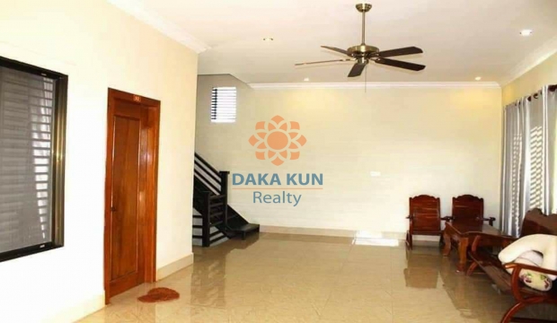 3 Bedrooms House for Rent in Siem Reap-Sla Kram