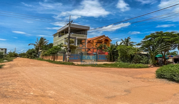 Urgent Sale, Land on Tanorm Rd 22 meters, in Chreav, Siem Reap