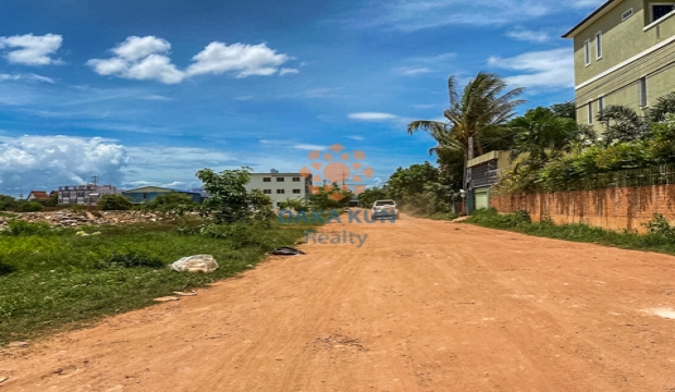 Urgent Sale, Land on Tanorm Rd 22 meters, in Chreav, Siem Reap