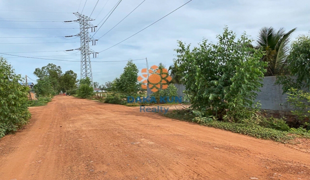 Urgent Sale Land at​ Khnar Market- Siem Reap