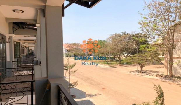 Flat House for Sale in Siem Reap city-Makro Supermarket