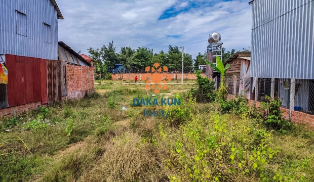 Urgent Sale Land near Sala Kamreuk-Siem Reap