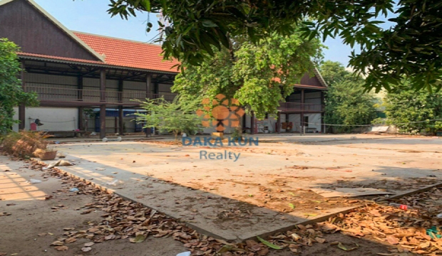 Commercial Building for Sale in Siem Reap-Sivutha st.